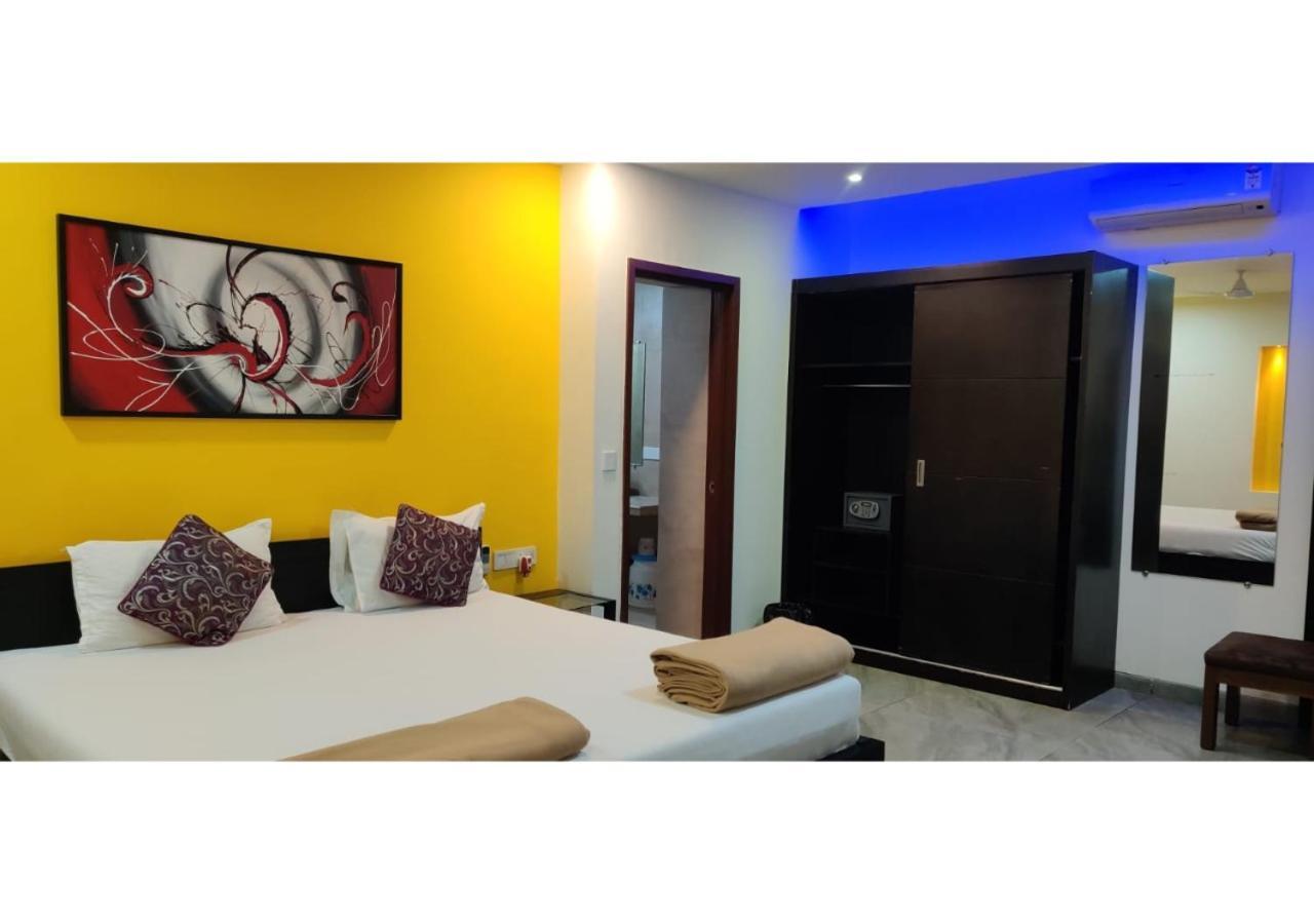 Ferienwohnung Aarju Luxurious Wave Calangute Exterior foto