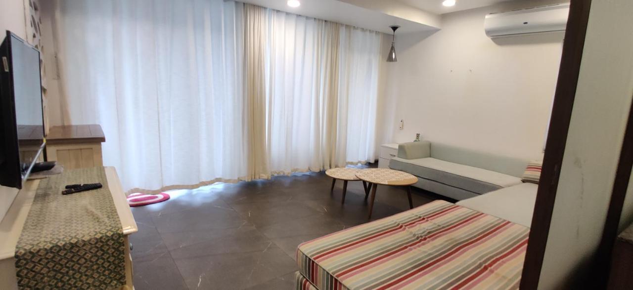 Ferienwohnung Aarju Luxurious Wave Calangute Exterior foto