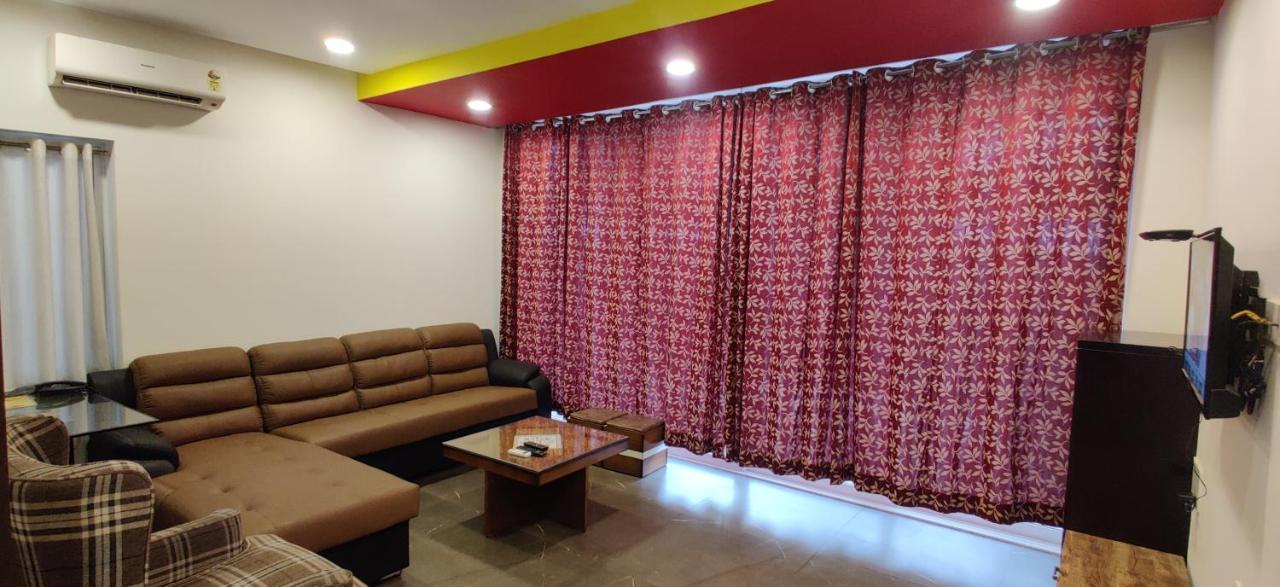 Ferienwohnung Aarju Luxurious Wave Calangute Exterior foto