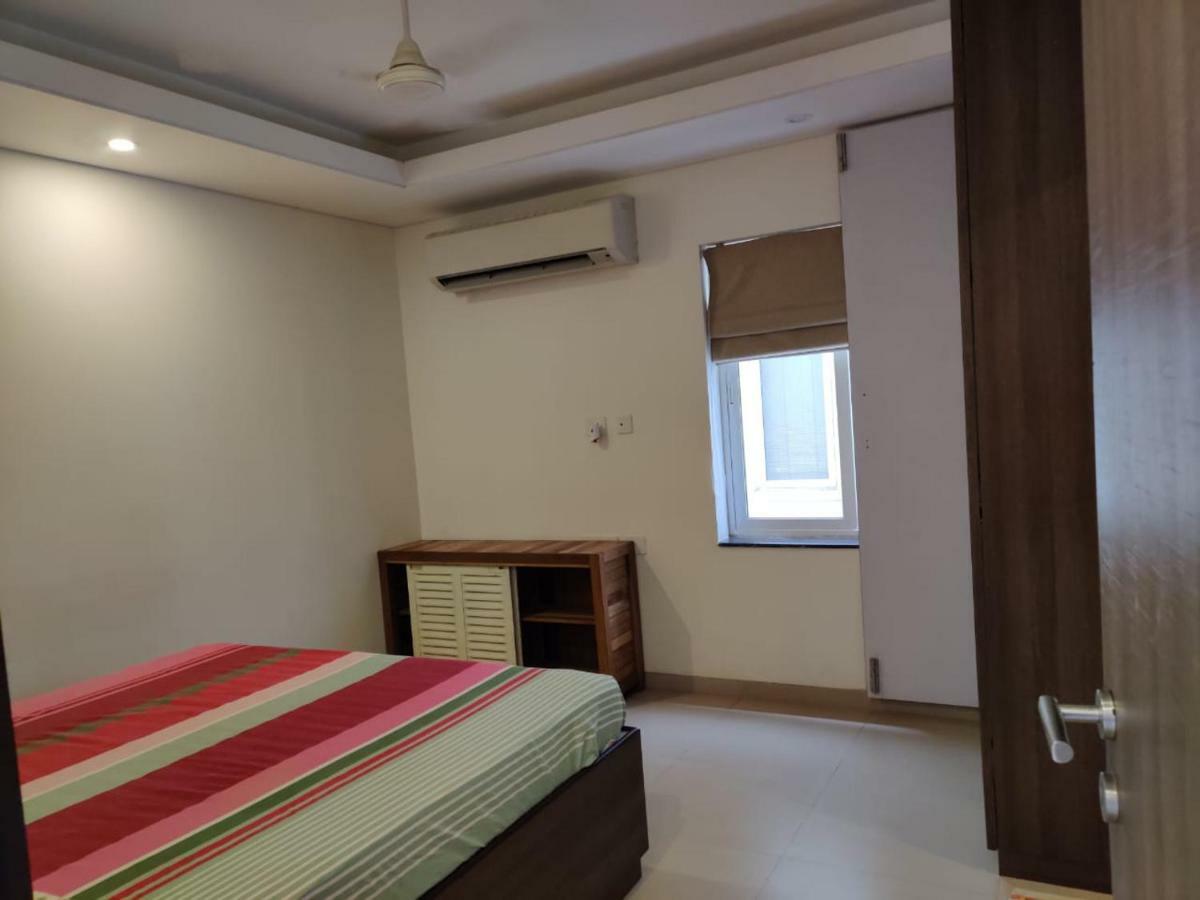 Ferienwohnung Aarju Luxurious Wave Calangute Exterior foto